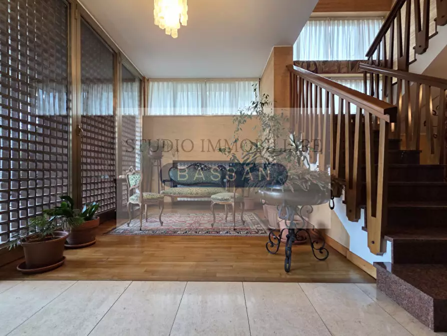 Immagine 20 di Casa indipendente in vendita  in via  Tevere 4 a Lonate Pozzolo