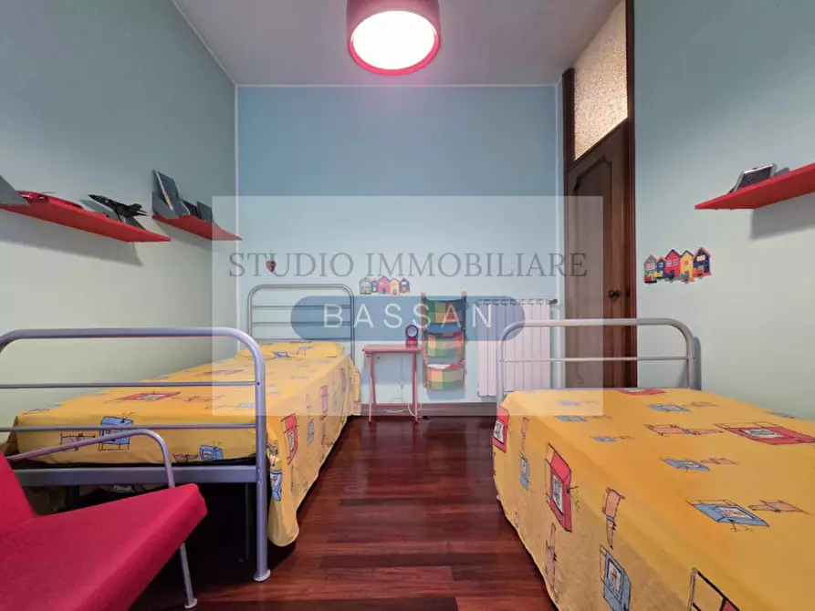 Immagine 45 di Villa in vendita  in via  Tevere 4 a Lonate Pozzolo