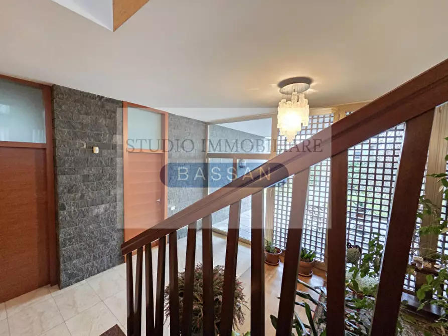 Immagine 56 di Villa in vendita  in via  Tevere 4 a Lonate Pozzolo