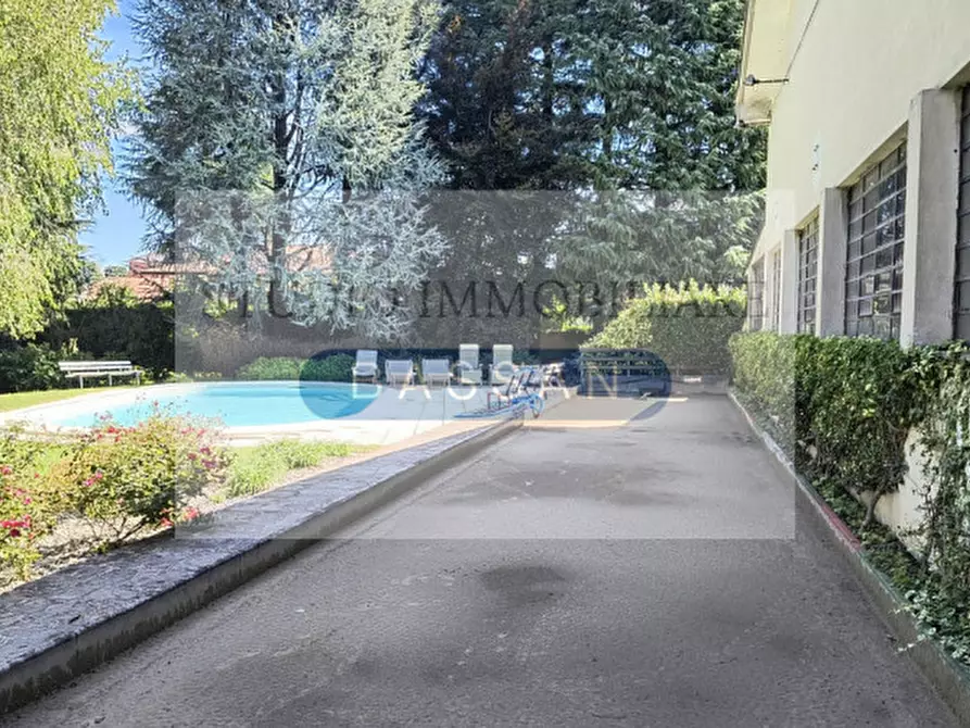 Immagine 66 di Villa in vendita  in via  Tevere 4 a Lonate Pozzolo