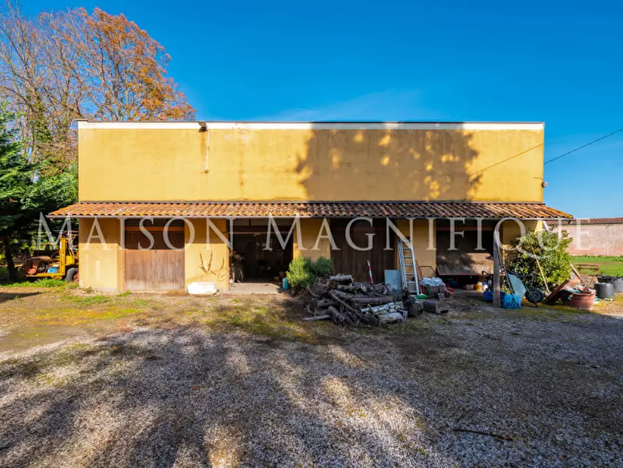 Immagine 67 di Villa in vendita  in via provinciale inferiore 4 a Molinella