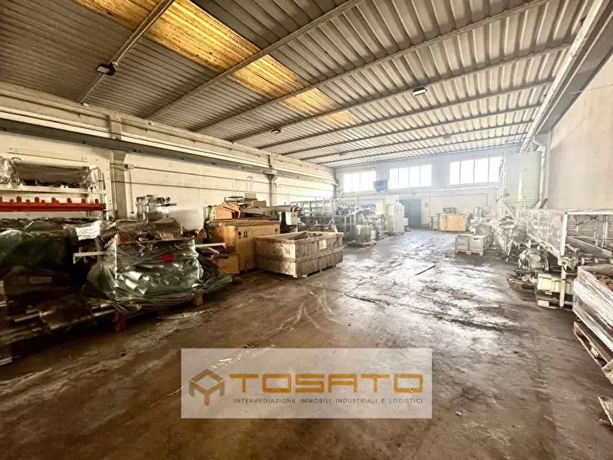 Immagine 3 di Capannone industriale in affitto  a San Giovanni Lupatoto