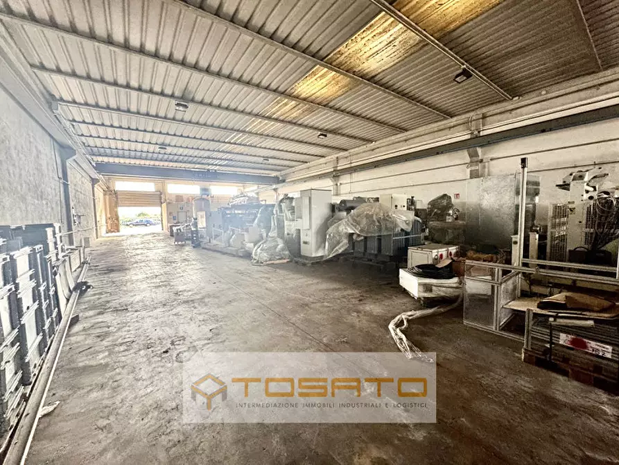 Immagine 4 di Capannone industriale in affitto  a San Giovanni Lupatoto