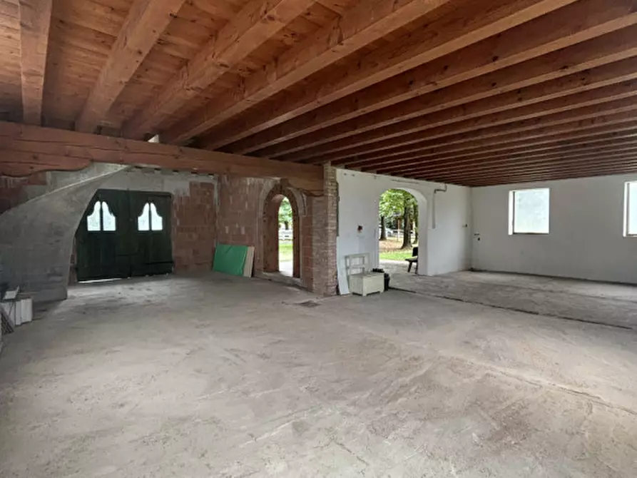 Immagine 21 di Villa in vendita  in via guizze alte a Loreggia