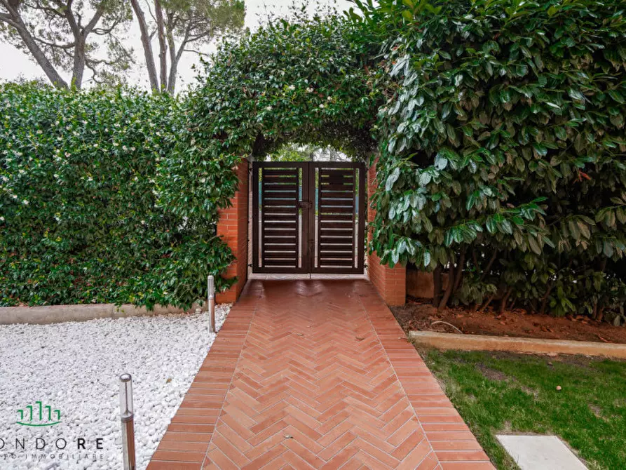 Immagine 5 di Villa in vendita  in VIA CROARA a San Lazzaro Di Savena