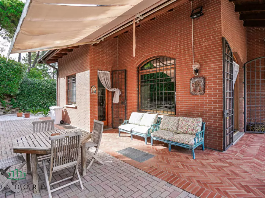 Immagine 14 di Villa in vendita  in VIA CROARA a San Lazzaro Di Savena