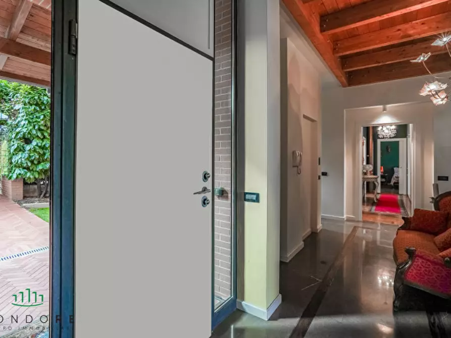 Immagine 16 di Villa in vendita  in VIA CROARA a San Lazzaro Di Savena