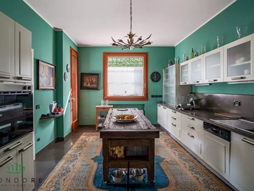 Immagine 24 di Villa in vendita  in VIA CROARA a San Lazzaro Di Savena