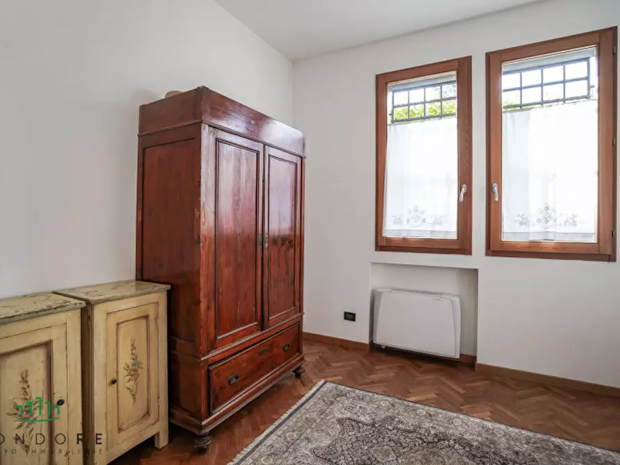 Immagine 29 di Villa in vendita  in VIA CROARA a San Lazzaro Di Savena