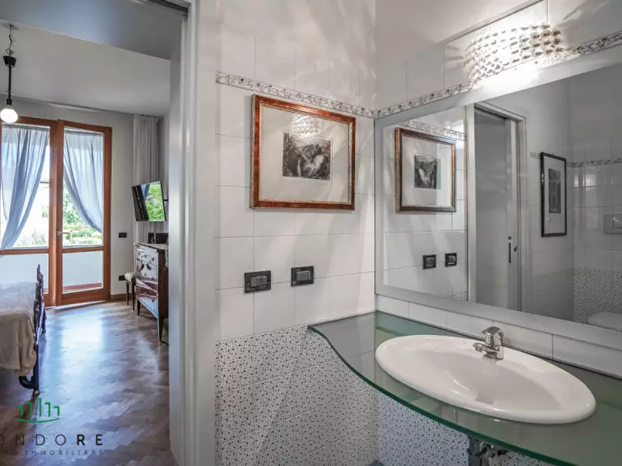 Immagine 35 di Villa in vendita  in VIA CROARA a San Lazzaro Di Savena