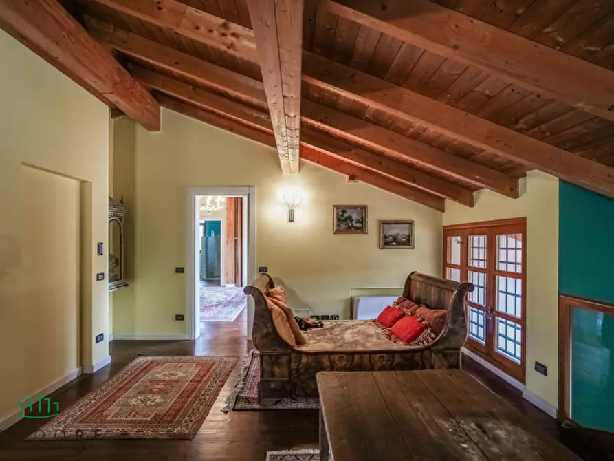 Immagine 48 di Villa in vendita  in VIA CROARA a San Lazzaro Di Savena