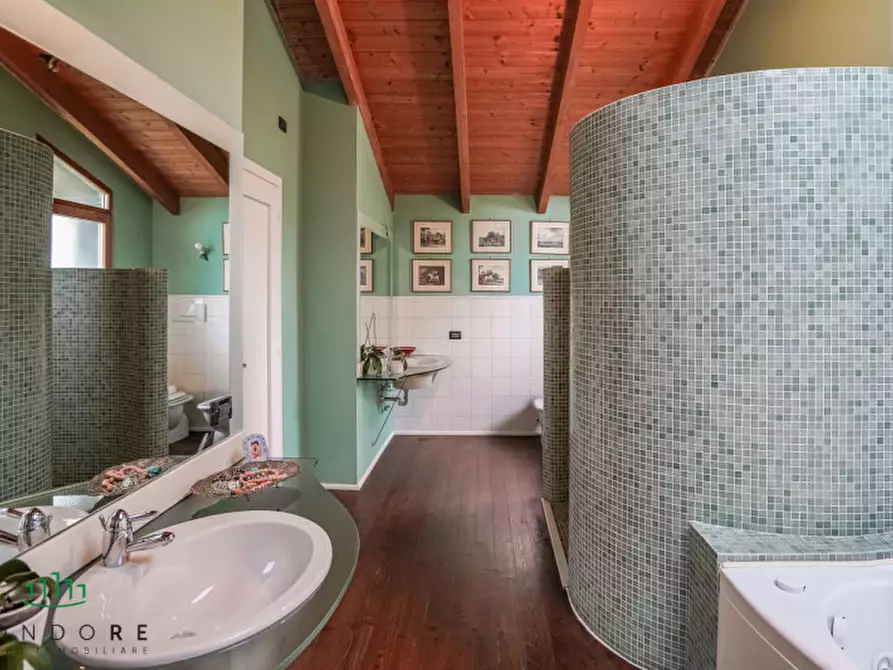 Immagine 56 di Villa in vendita  in VIA CROARA a San Lazzaro Di Savena