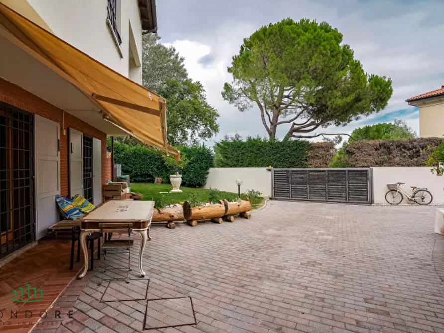 Immagine 58 di Villa in vendita  in VIA CROARA a San Lazzaro Di Savena