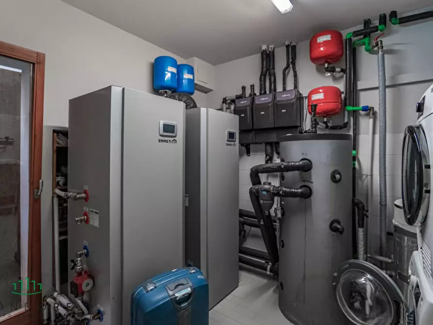 Immagine 75 di Villa in vendita  in VIA CROARA a San Lazzaro Di Savena