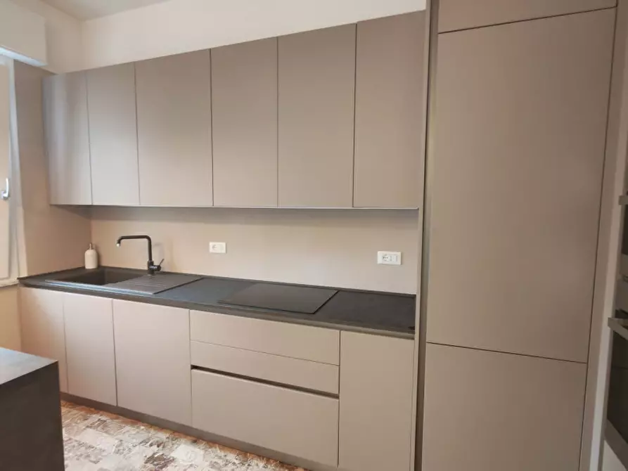 Immagine 3 di Appartamento in vendita  in Via Luigi Rizzo a Cesena