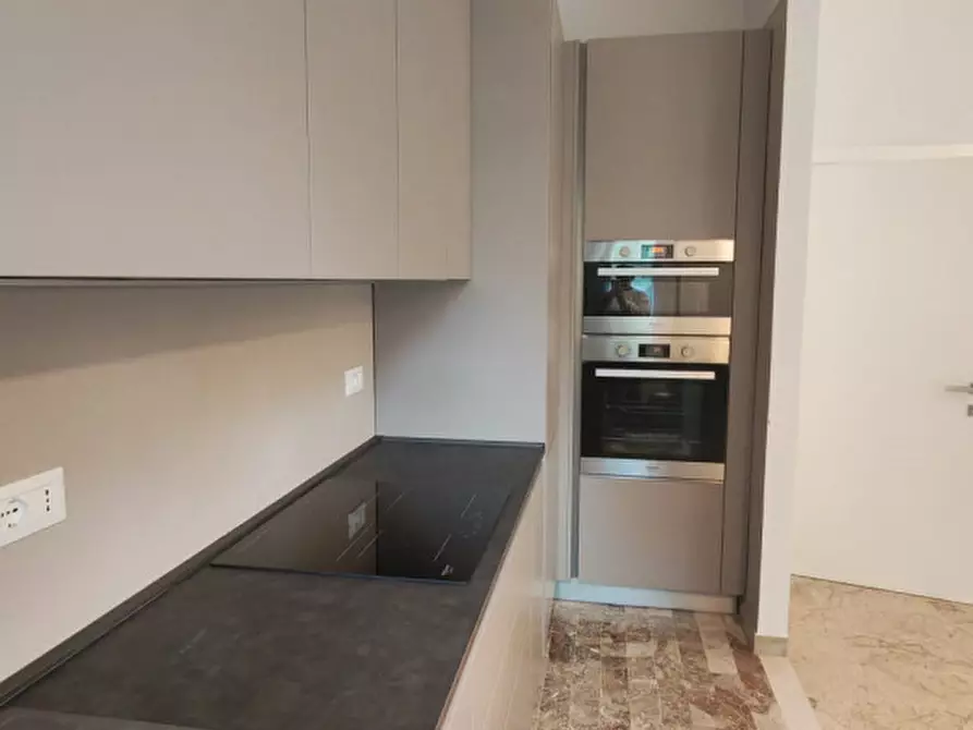 Immagine 4 di Appartamento in vendita  in Via Luigi Rizzo a Cesena