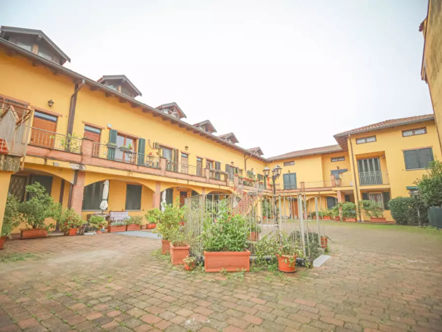 Immagine 1 di Appartamento in vendita  in Cascina Valdarenne 10 a Vanzago