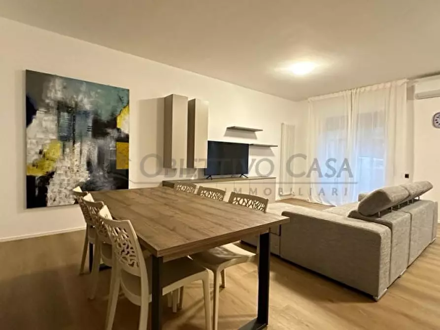 Immagine 3 di Appartamento in vendita  in Via Giovanni Pascoli a Padova