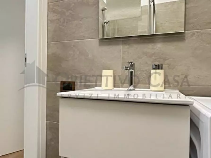 Immagine 26 di Appartamento in vendita  in Via Giovanni Pascoli a Padova