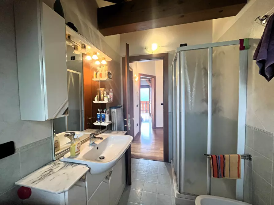 Immagine 18 di Villetta a schiera in vendita  in Via Dosso 1 a Roana