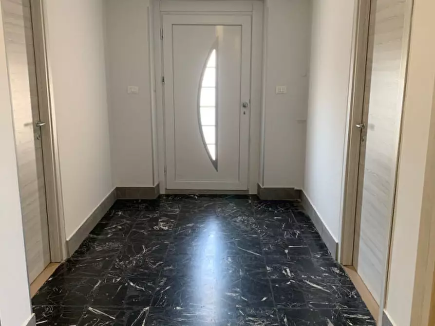 Immagine 4 di Appartamento in affitto  in Via Chieri a Villastellone