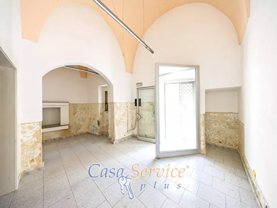 Immagine 17 di Laboratorio in vendita  in Corso XX Settembre a Casarano