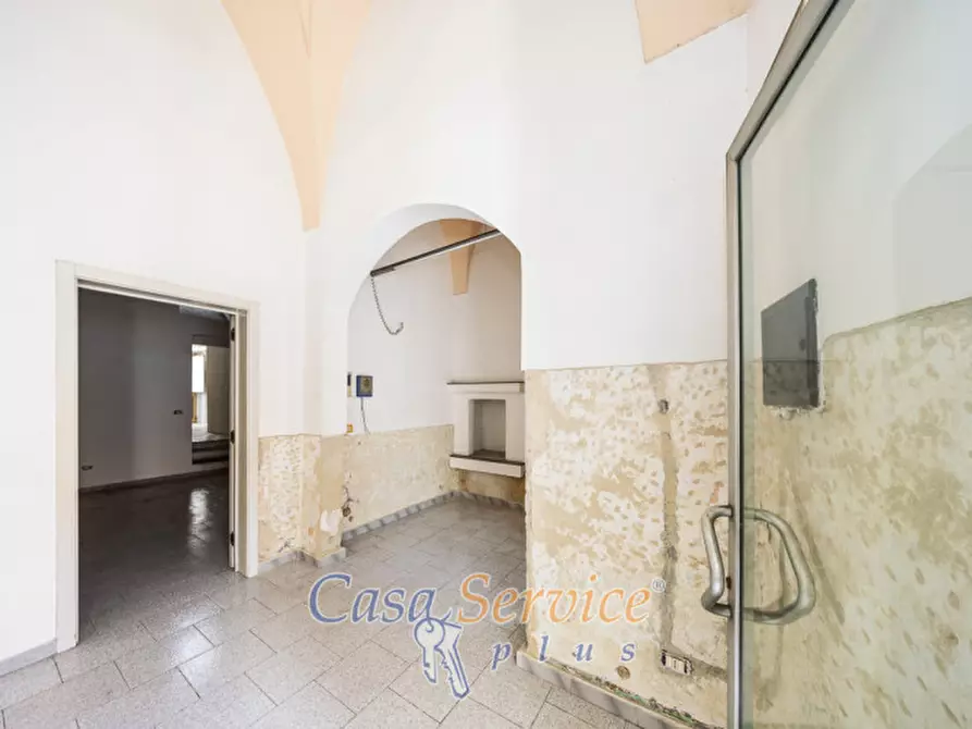 Immagine 20 di Laboratorio in vendita  in Corso XX Settembre a Casarano