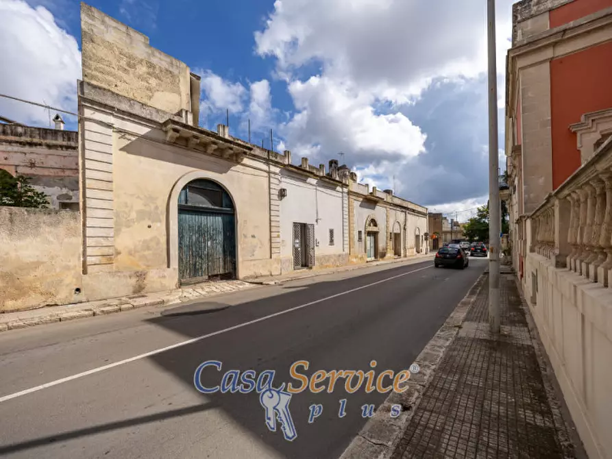 Immagine 34 di Laboratorio in vendita  in Corso XX Settembre a Casarano