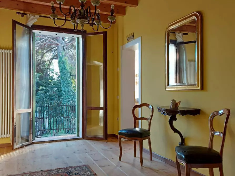 Immagine 8 di Casa indipendente in vendita  a Lusia