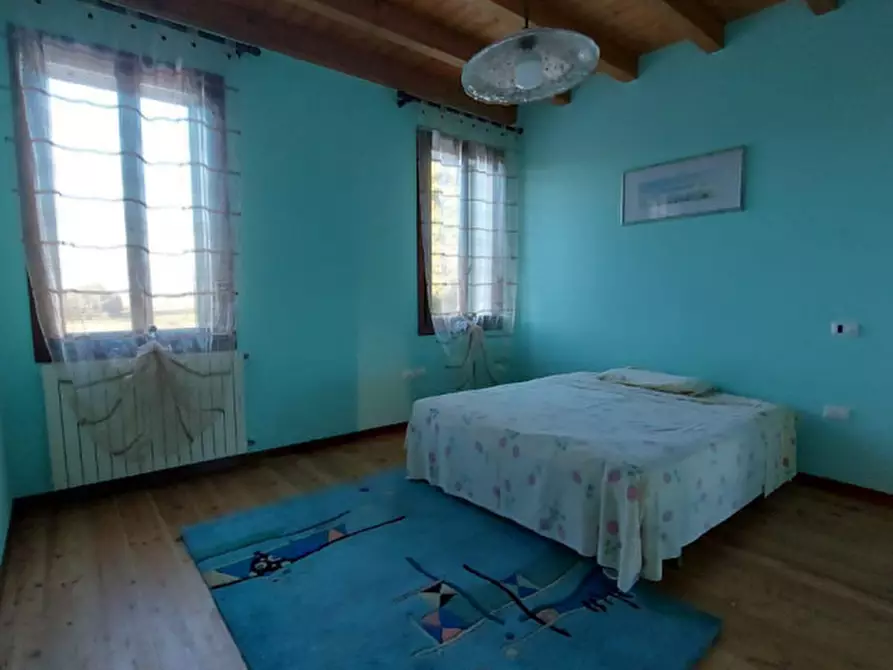 Immagine 9 di Casa indipendente in vendita  a Lusia