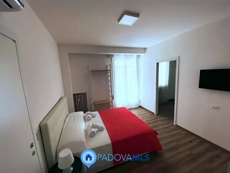 Immagine 21 di Appartamento in vendita  in Piazzale della Stazione a Padova