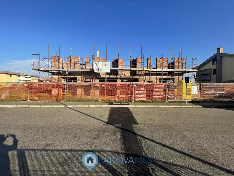 Immagine 8 di Casa quadrifamiliare in vendita  a Rubano