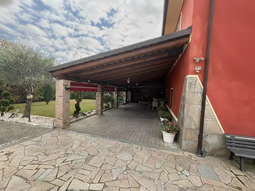 Immagine 4 di Casa bifamiliare in vendita  in VIA VO' DI SOTTO a Vo