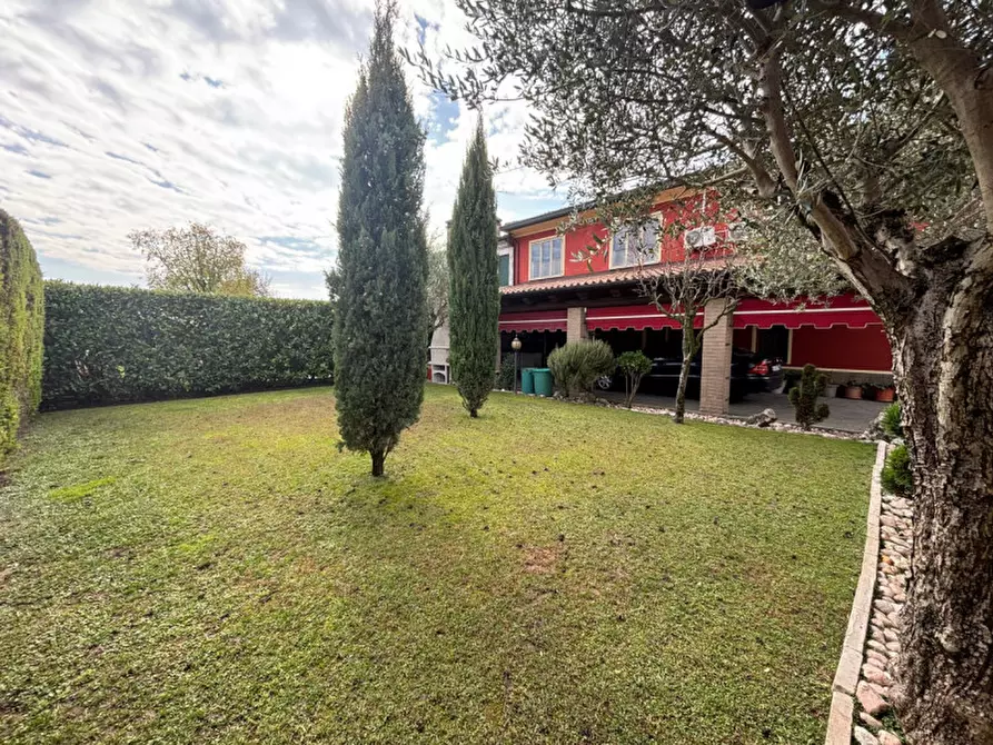 Immagine 10 di Casa bifamiliare in vendita  in VIA VO' DI SOTTO a Vo