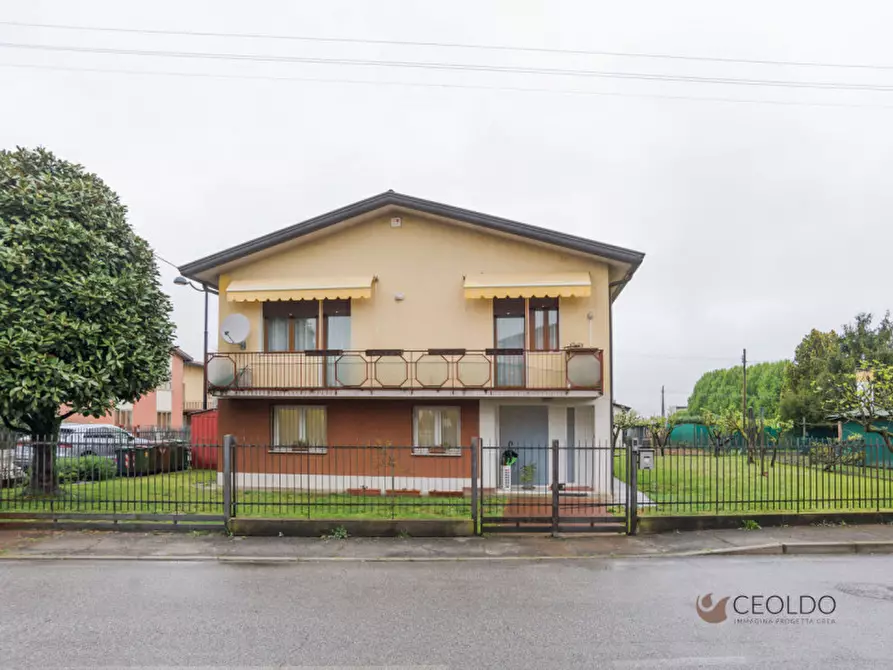 Immagine 39 di Casa indipendente in vendita  in via roma a Vigonza