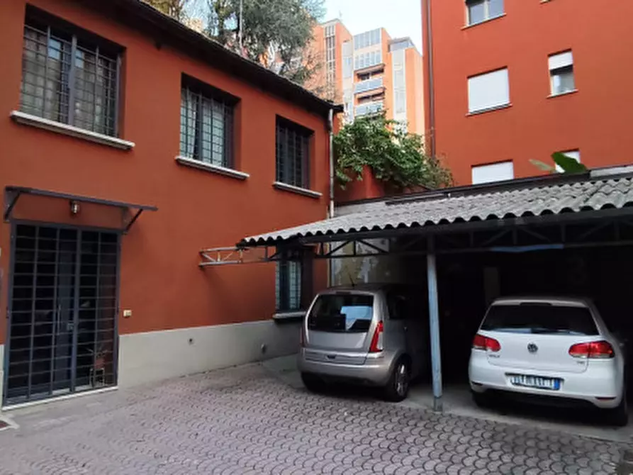 Immagine 17 di Loft/Open space in affitto  in VIA MASSARENTI SANT'ORSOLA a Bologna