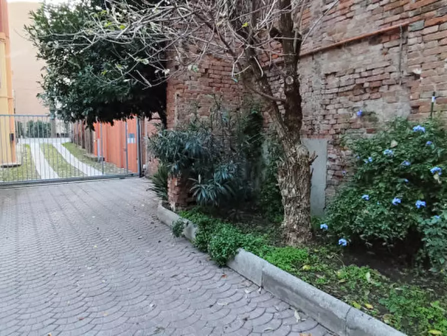 Immagine 21 di Loft/Open space in affitto  in VIA MASSARENTI SANT'ORSOLA a Bologna