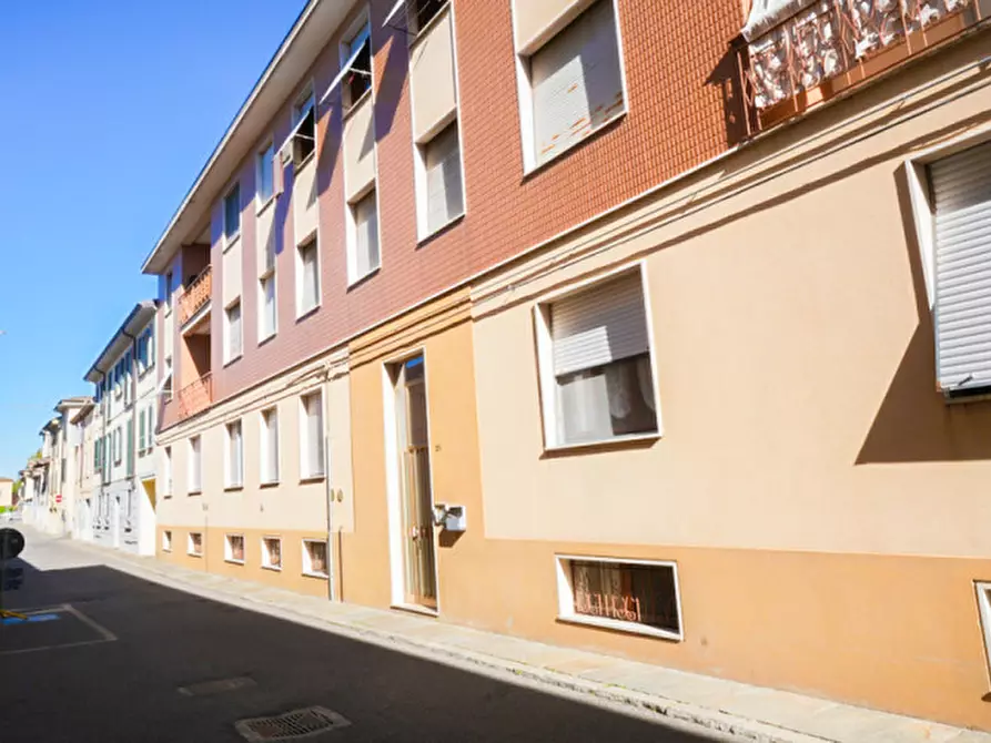 Immagine 1 di Appartamento in vendita  a Fiorenzuola D'arda