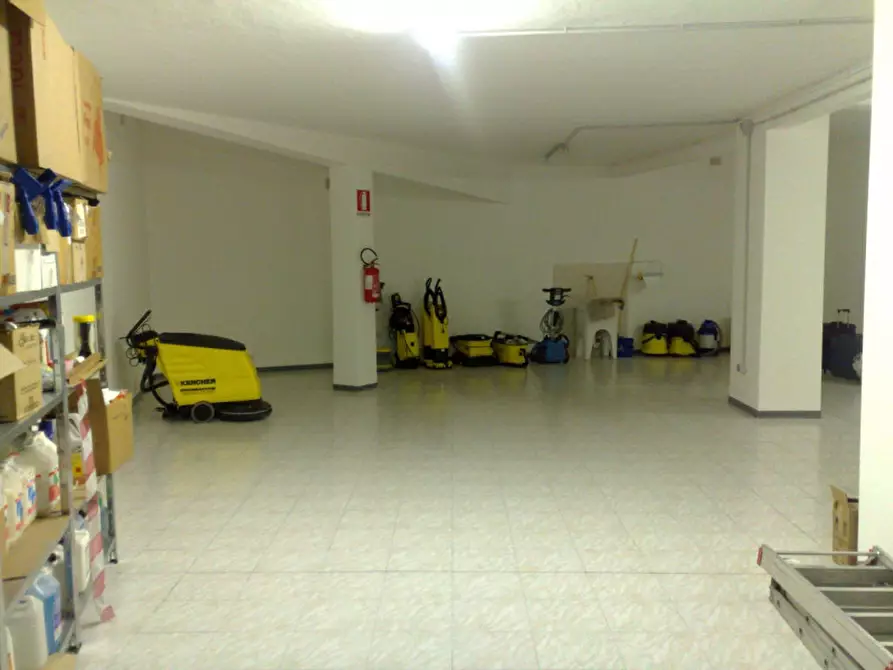 Immagine 7 di Magazzino in vendita  in Via DELLE TAVERNELLE ANCONA a Ancona
