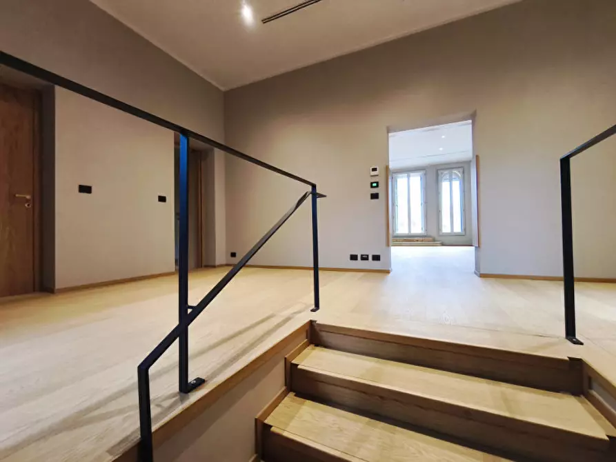 Immagine 3 di Appartamento in vendita  in via clavature a Bologna