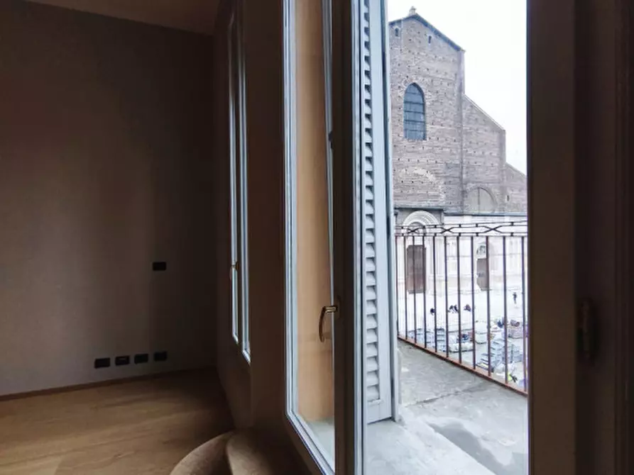 Immagine 5 di Appartamento in vendita  in via clavature a Bologna