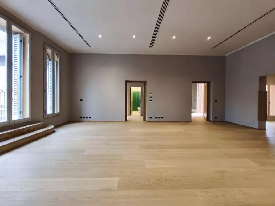 Immagine 13 di Appartamento in vendita  in via clavature a Bologna