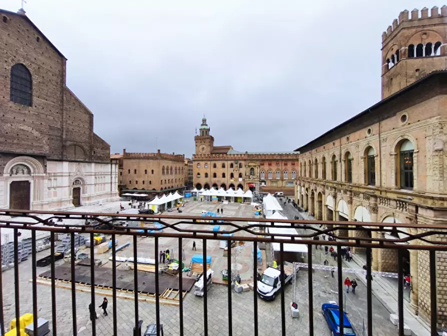 Immagine 24 di Appartamento in vendita  in via clavature a Bologna