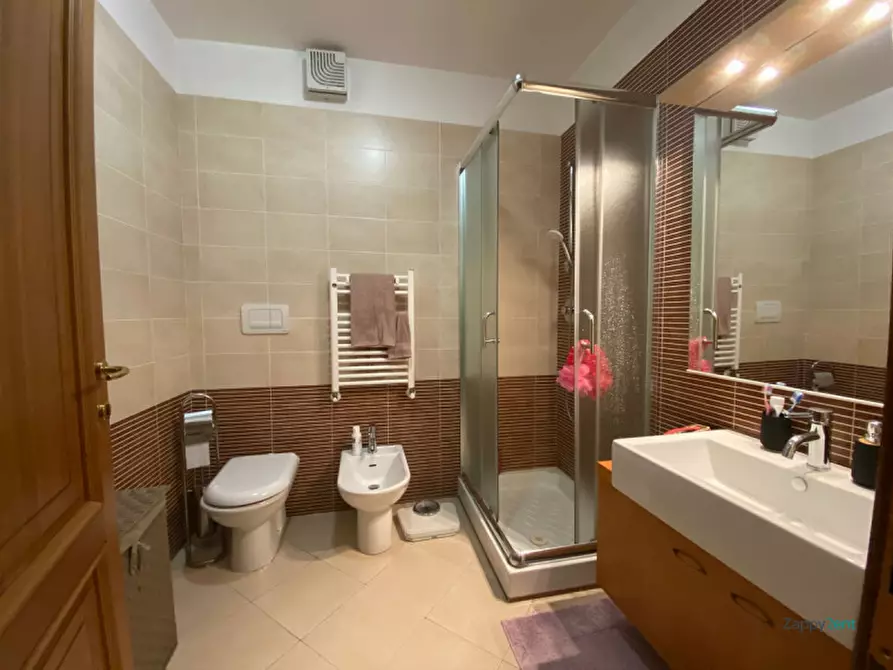 Immagine 11 di Appartamento in affitto  in Via Flaminia a Roma