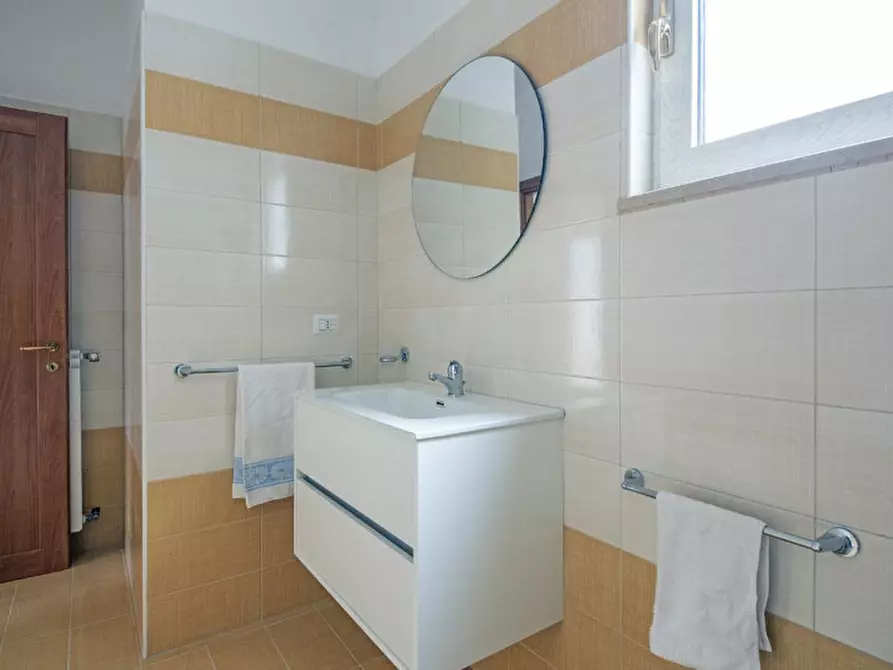 Immagine 24 di Appartamento in vendita  in Via Gallipoli a Racale