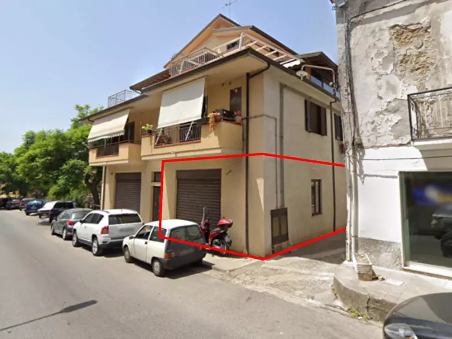 Immagine 1 di Cantina in vendita  in Via Consolare Antica, 98071 Capo d'Orlando ME, Italia a Capo D'orlando