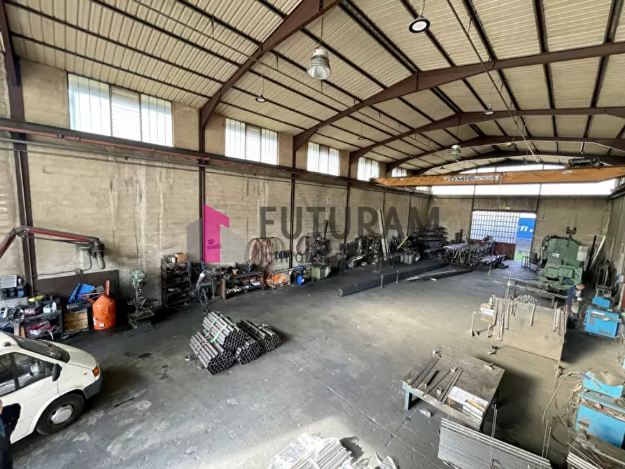 Immagine 21 di Capannone industriale in vendita  a Mestrino