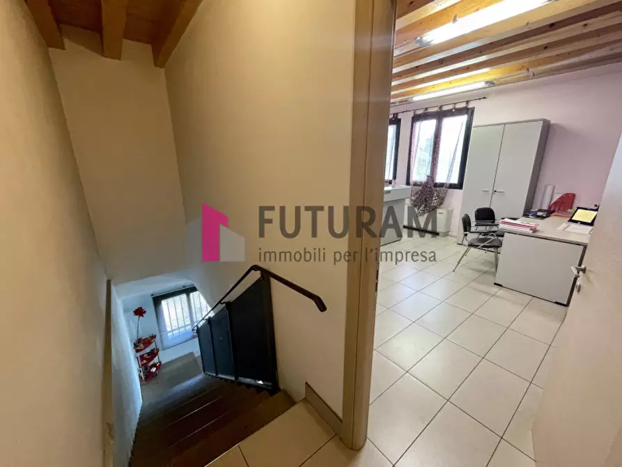 Immagine 24 di Capannone industriale in vendita  a Mestrino