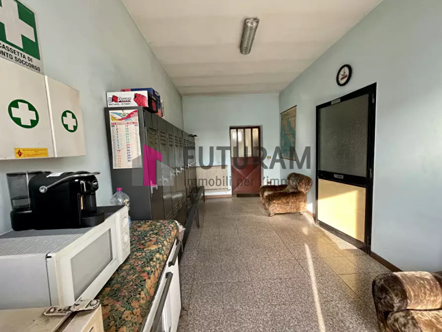 Immagine 25 di Capannone industriale in vendita  a Mestrino