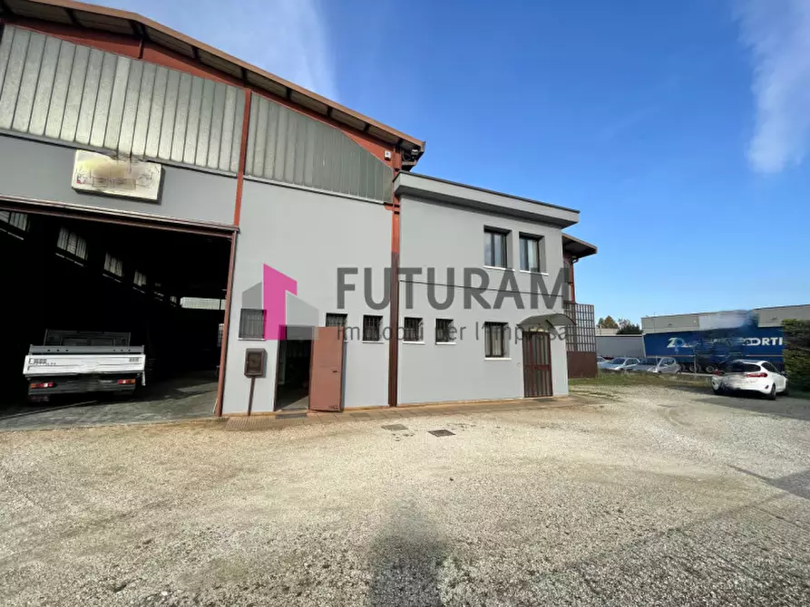 Immagine 29 di Capannone industriale in vendita  a Mestrino